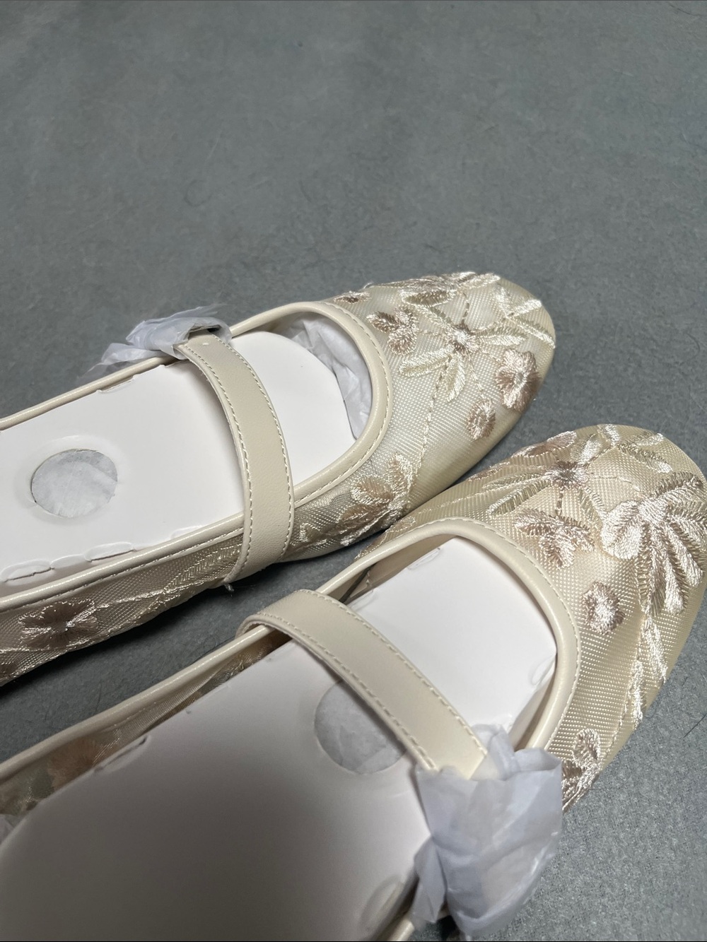 MIA flats NWT